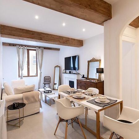 "L'Historique" - Charmant Appartement En Centre-Ville Historique Chambery Bagian luar foto