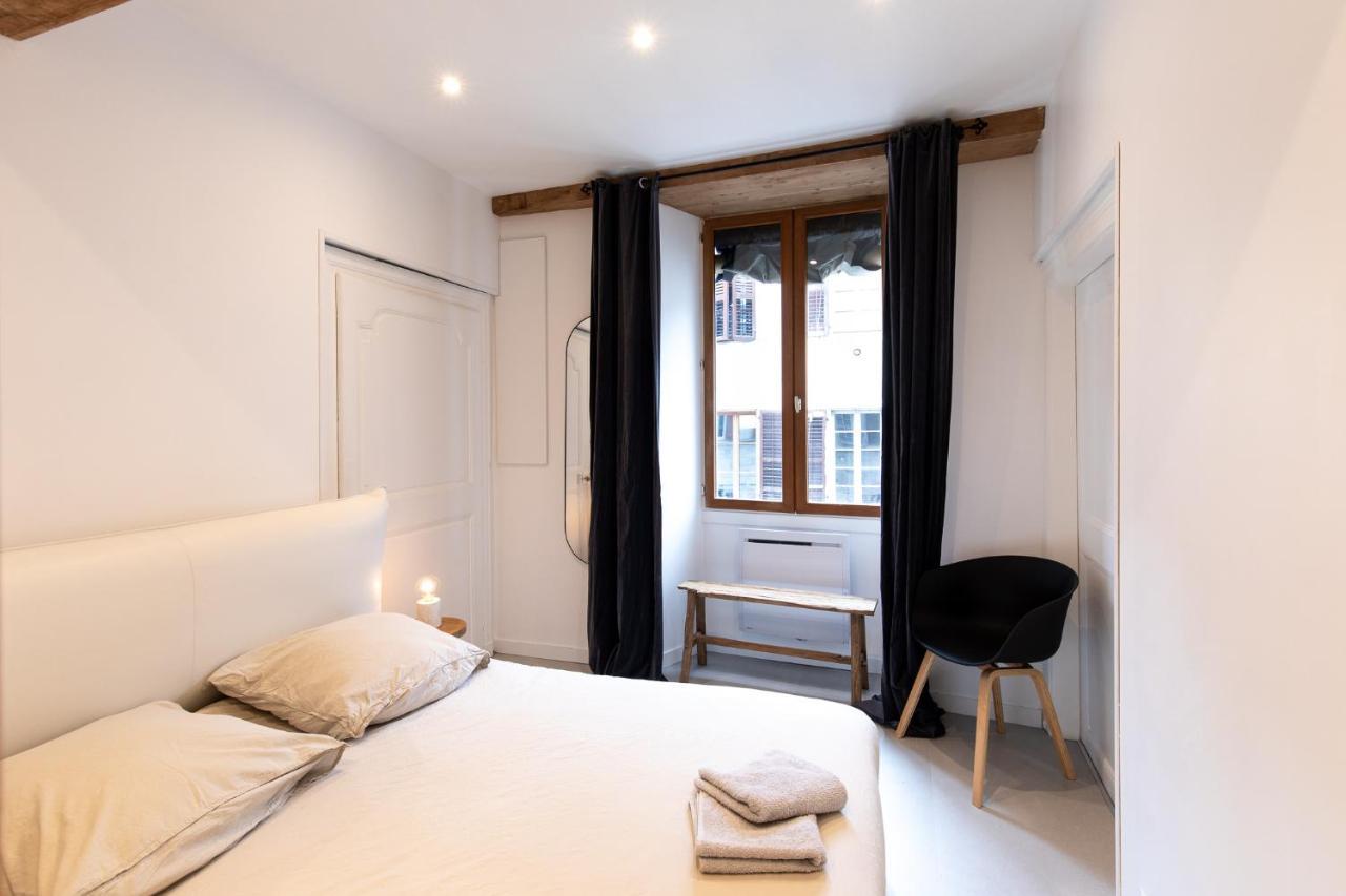 "L'Historique" - Charmant Appartement En Centre-Ville Historique Chambery Bagian luar foto